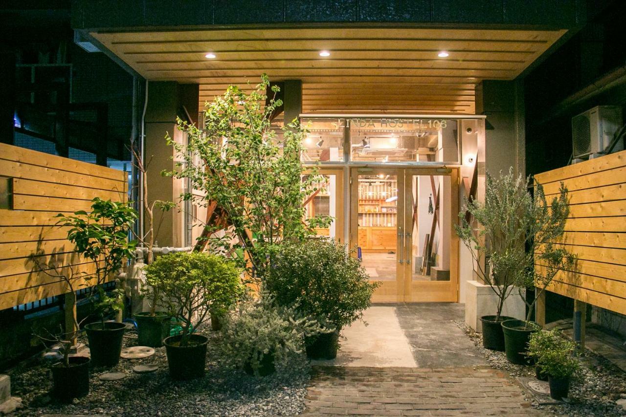 Linda Hostel 106 Осака Екстериор снимка