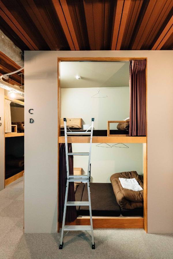 Linda Hostel 106 Осака Екстериор снимка
